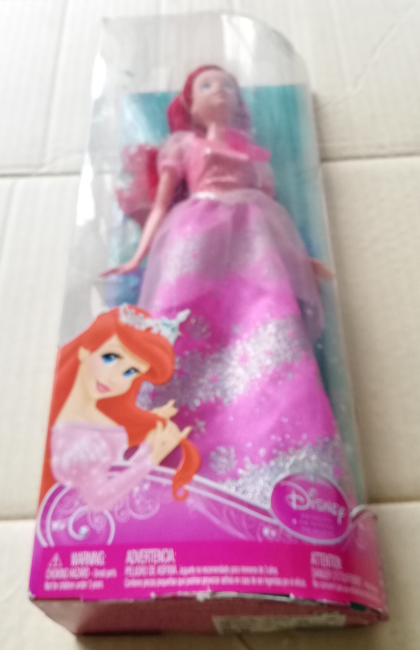 งานเก่า ของสะสมในแพ็ค Disney Princess, Princess Ariel, เจ้าหญิงดิสนีย์ เจ้าหญิงแอเรี่ยล จากการ์ตูนอนิเมชั่น เดอะ ลิตเติ้ลเมอเมด The Little Mermaid, มีขา นุ่งกระโปรงยาวสีชมพู, ลิขสิทธิ์แมทเทล Mattel