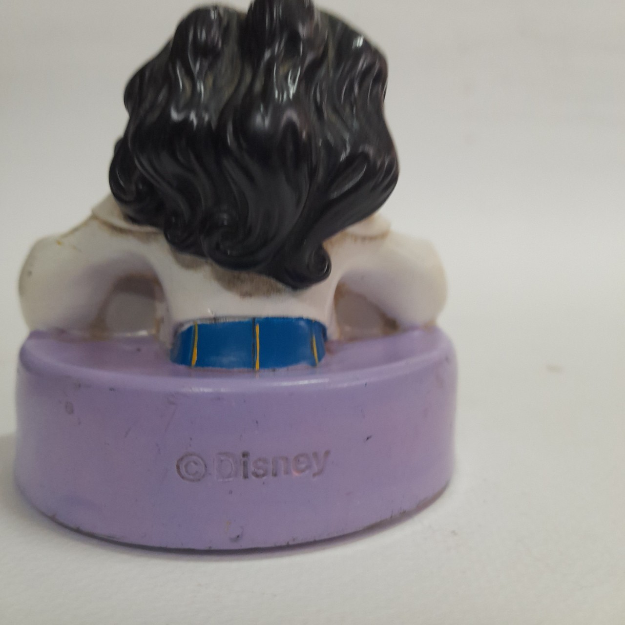 พรีเมียมดิสนีย์ พลาสติก/ซอฟ เอสเมอรันด้า จากเรื่อง คนค่อมแห่งนอตเธอร์ดามส์ ฝาจุก ขนาดตามรูป มือสองสภาพดีมีรอนถลอกหลานแห่ง