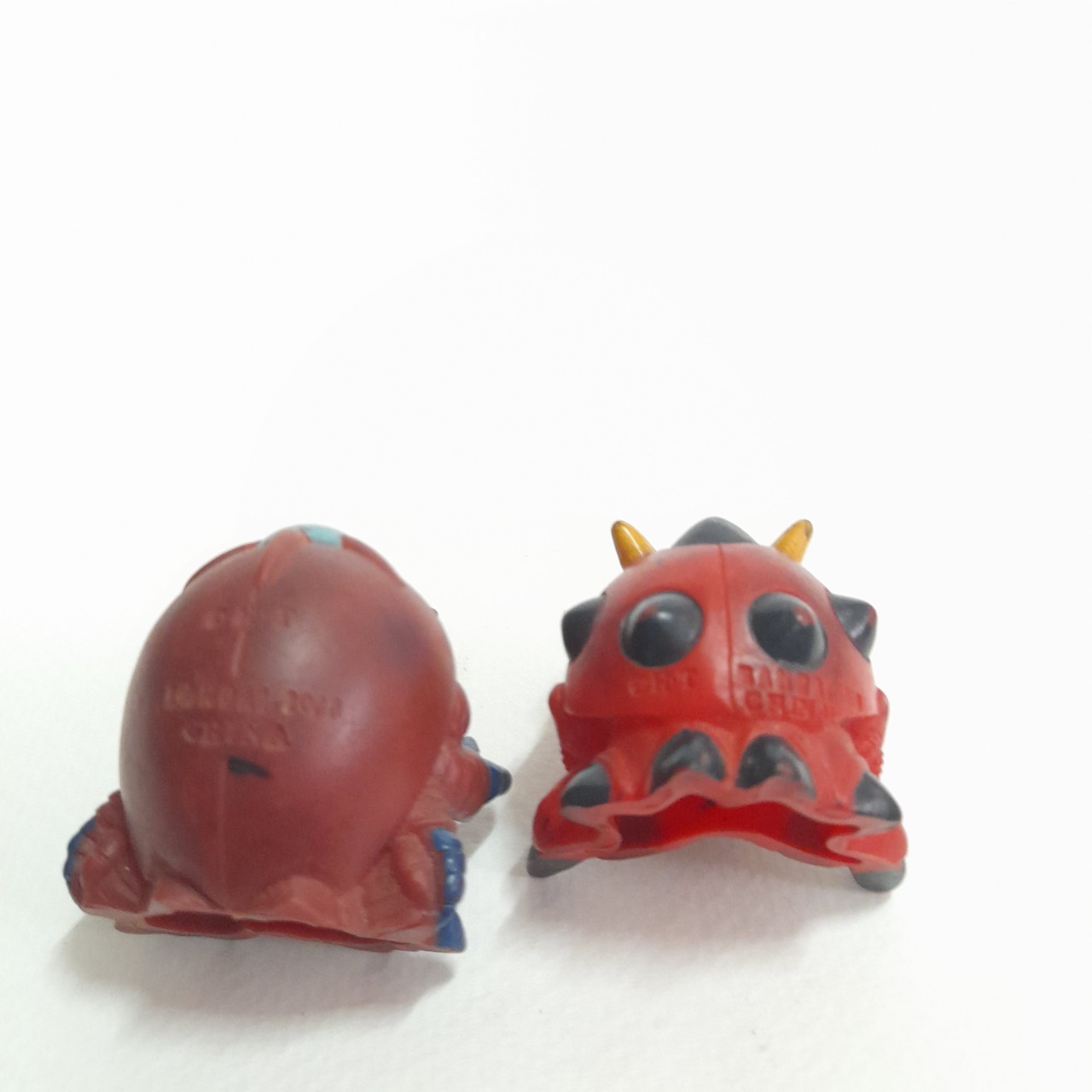 ซอฟสวมนิ้ว ขนาดตามรูป จากเรื่อง บีไฟเตอร์ มือสอง*** มีรอยเลอะ ขายคู่