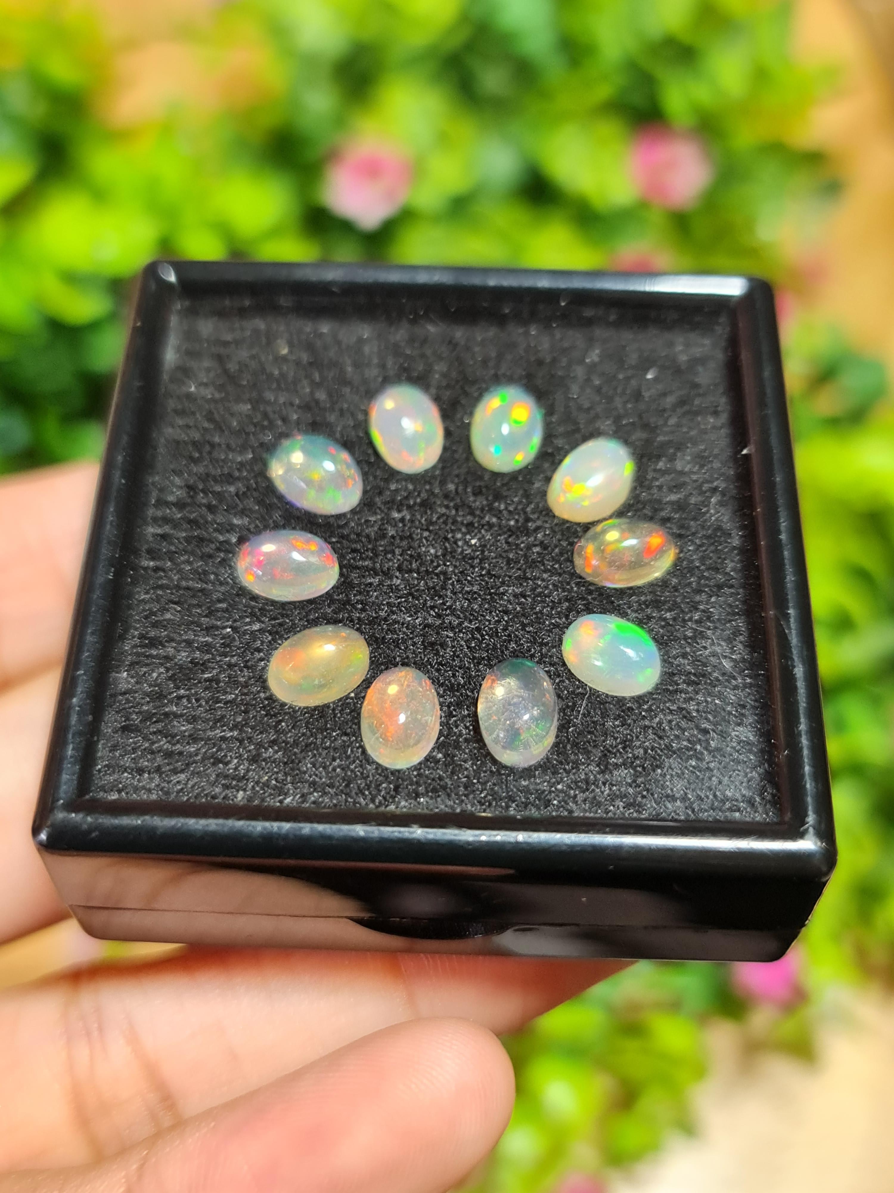 พลอย โอปอล Opal 6.43 กะรัต (Cts.) 10 เม็ด (Pcs.) พลอยแท้ อัญมณีมงคลประจําวันเกิด เครื่องประดับพลอย