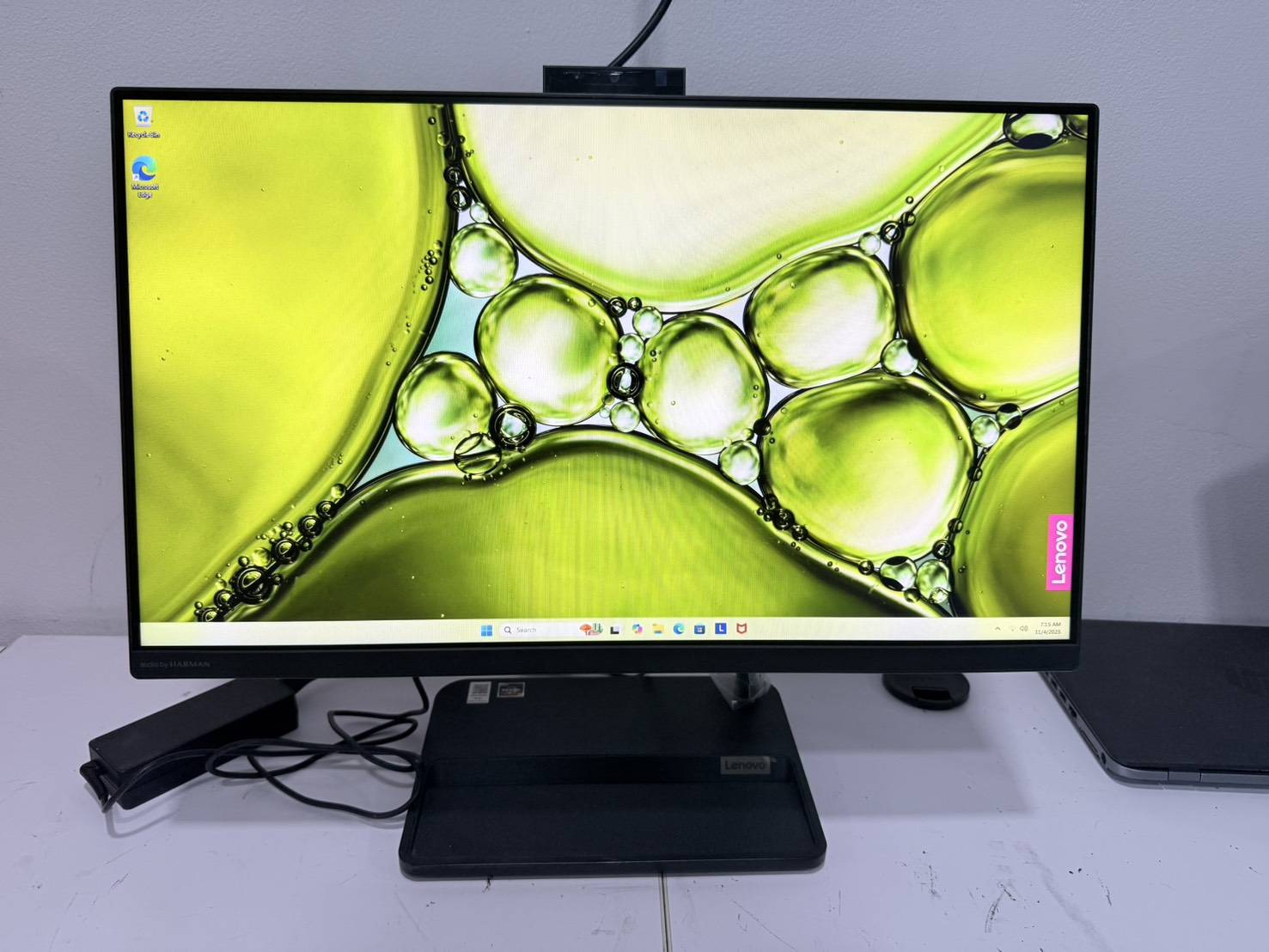 ALL-IN-ONE Lenovo ideacentre AIO 3 24ADA6(Ryzen5 3500U/8GB/M.2 256GB/1TB)+Adapter ไมค์ไม่ติด