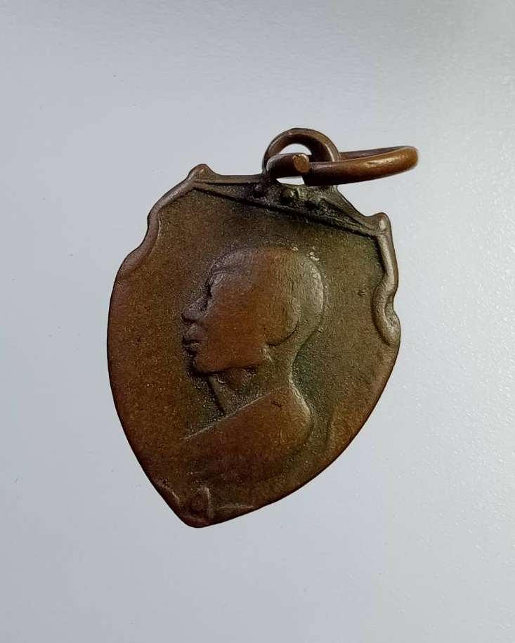 A7334 หลวงพ่อเงิน วัดดอนยายหอม จ.นครปฐม พิมพ์หน้าวัวเล็ก