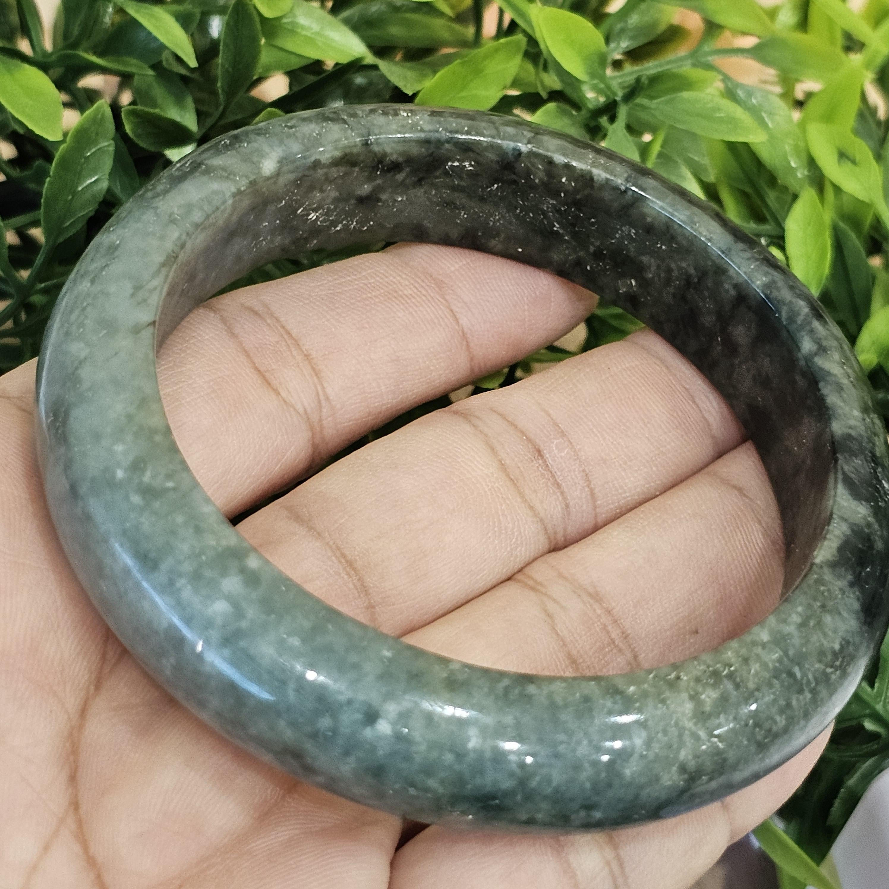 หยก พม่า แท้ Jade กำไลหยก (Jadeite bracelet) พม่า (Myanmar) 61.9 มม.