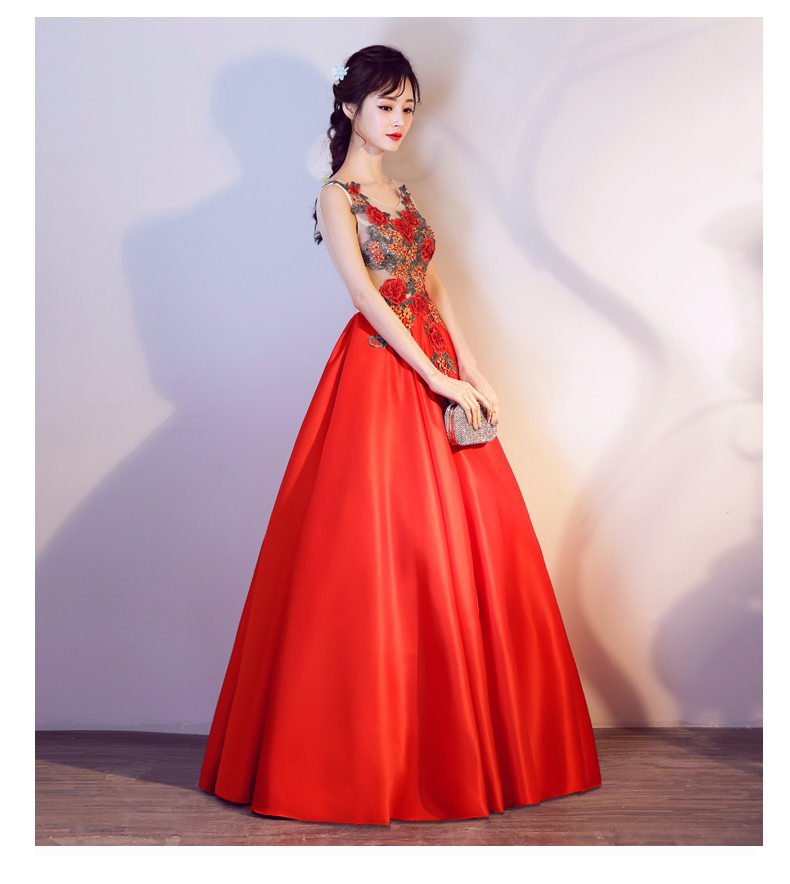 ชุดราตรียาวไซส์ใหญ่พิเศษ แขนกุด แต่งดอกไม้ กระโปรงผ้าซาติน (เชือกผูกหลัง)