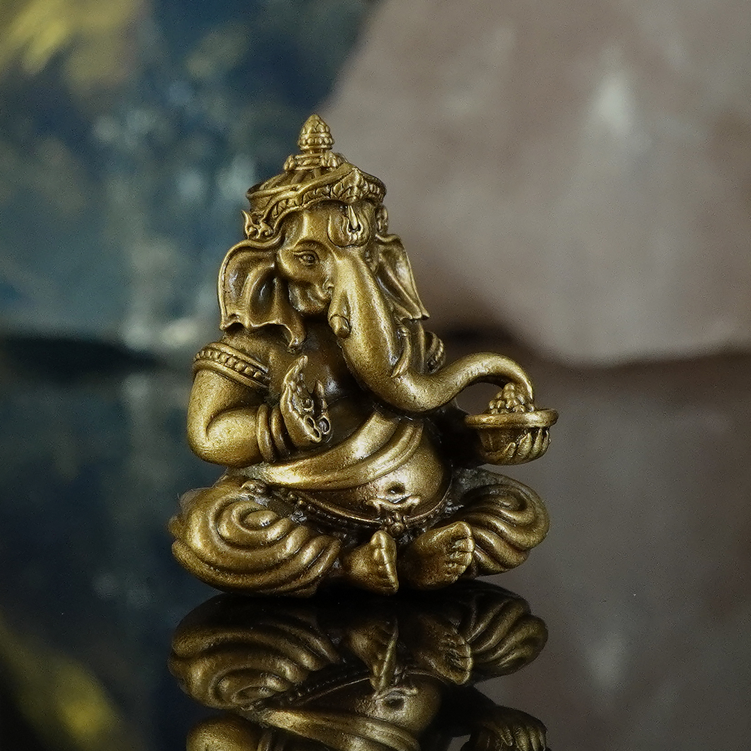 พระพิฆเนศ คณปตินิพลปรฺทา รหัส 3 เนื้อเทวฤทธิ์ชุบซาติน