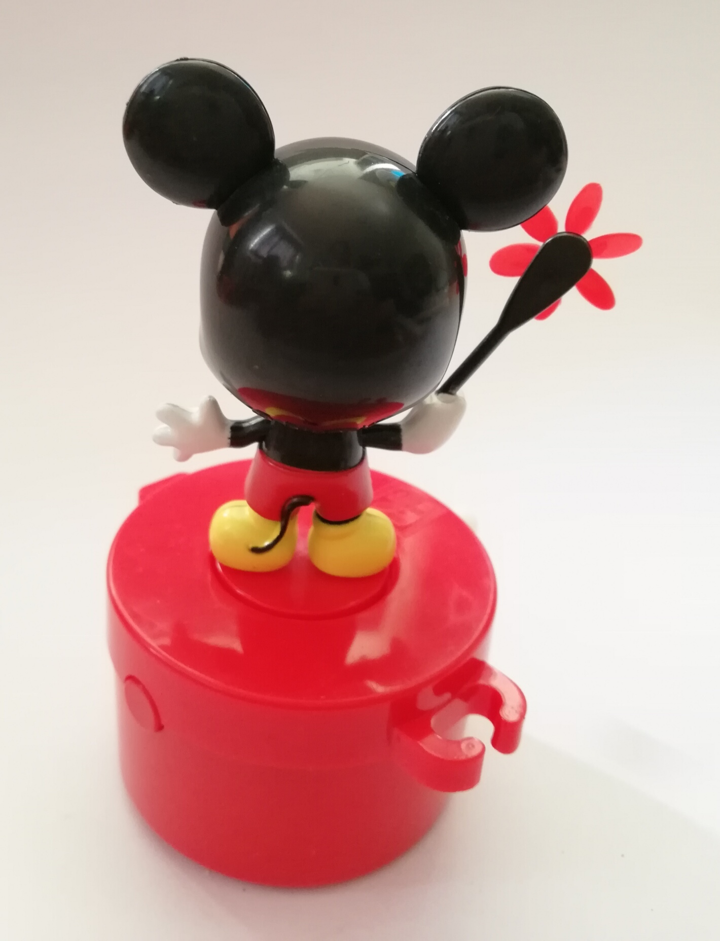 กล่องดนตรี***ไม่เช็คระบบว่าใช้งานได้หรือไม่ เพราะสภาพเก่าเก็บ หลายปีแล้ว Cutie Music Box, Disney Mickey Mouse +DIY Sticker ของสะสมจาก 7-11
