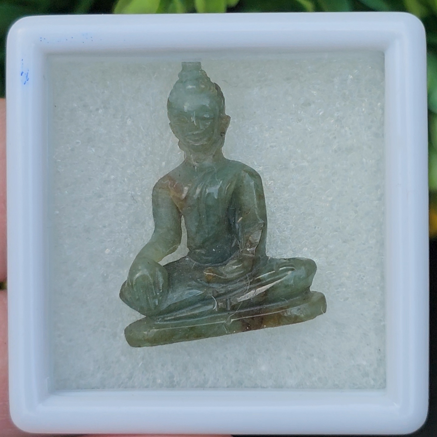 หยก แกะสลัก รูป พระ (Burmese jadeite) 17.77 กะรัต (cts.) หยก พม่า แท้