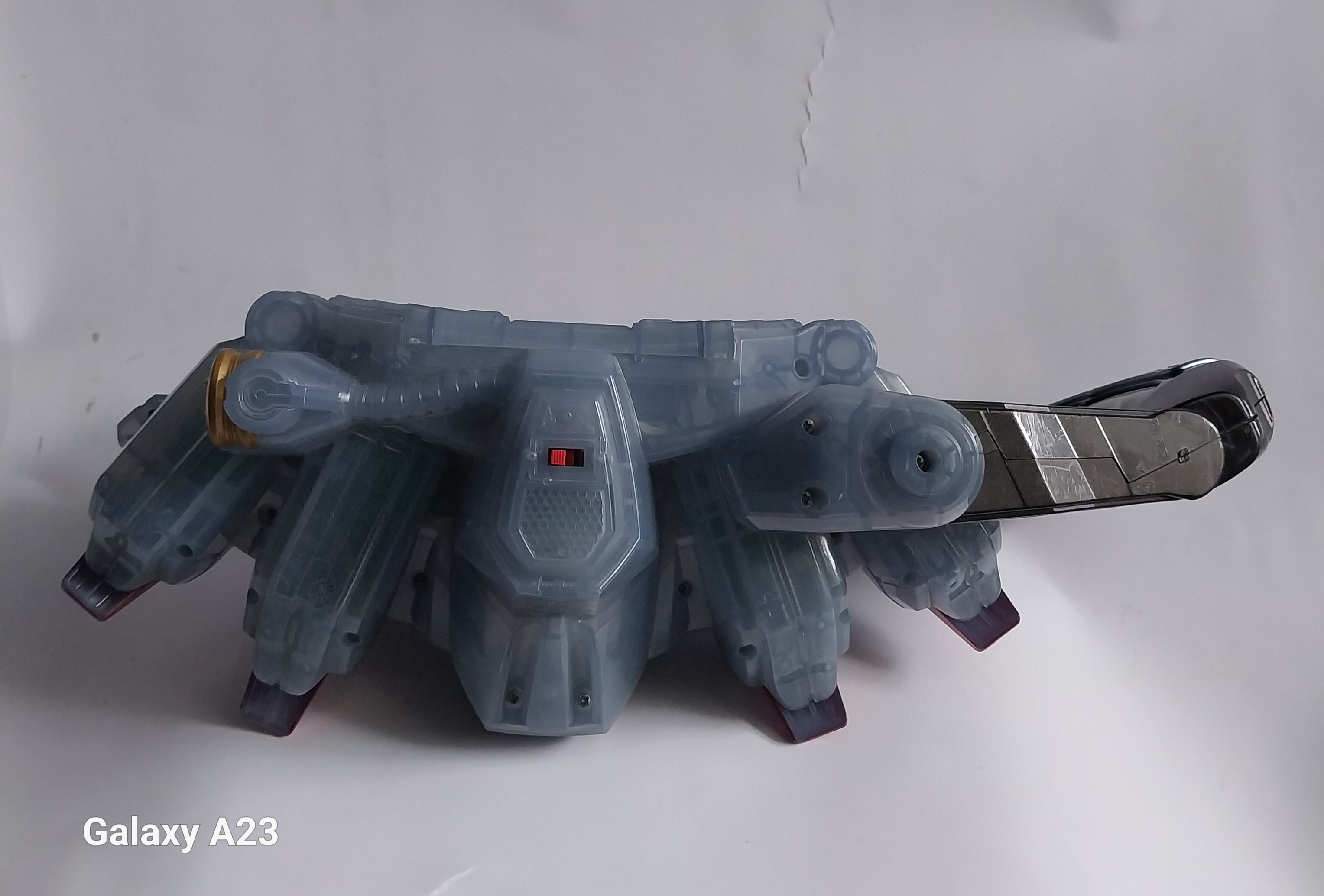 มีหลายภาพอุปกรณ์แปลงร่าง ไรเดอร์โฟรเซ่ ของมีตามภาพ ไม่เช็คระบบไฟ