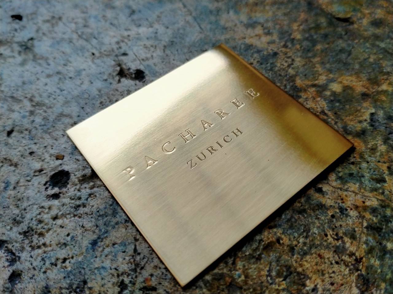 ป้ายสแตนเลสหน้าทองกัดกรด