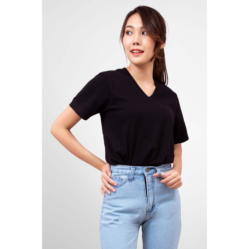 Noproblem Noproblem ยอดขาย No.1 รับประกัน ไม่ย้วย ไม่ยืด ผ้านุ่ม เสื้อยืด สีพื้น เสื้อยืดคอวี สีดำ