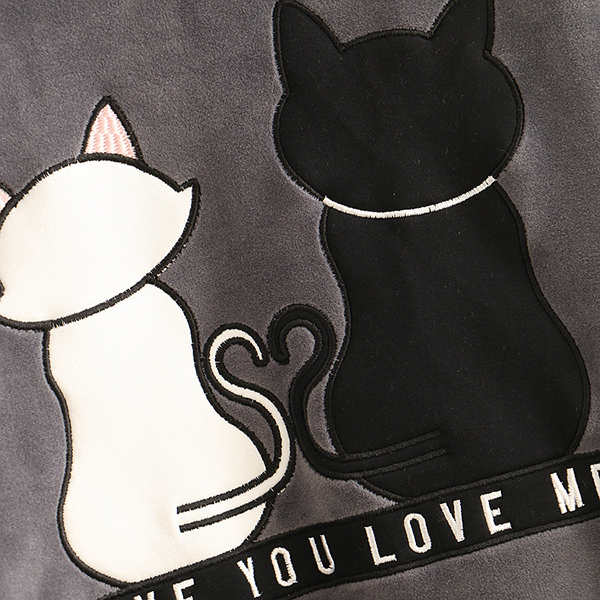 เดรสกันหนาว แขนยาว ผ้ากำหยี่หนานุ่มปักลายแมว (12335LM)