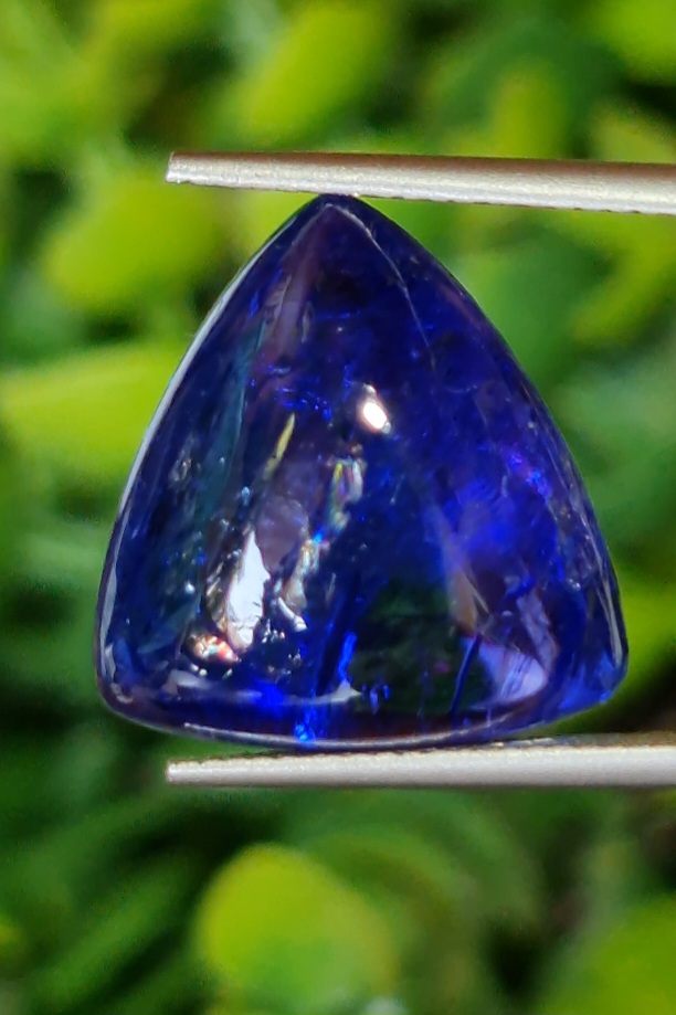 พลอย แทนซาไนท์ Tanzanite 20.60 กะรัต (Cts.) พลอยแท้ อัญมณีมงคลประจําวันเกิด เครื่องประดับพลอย