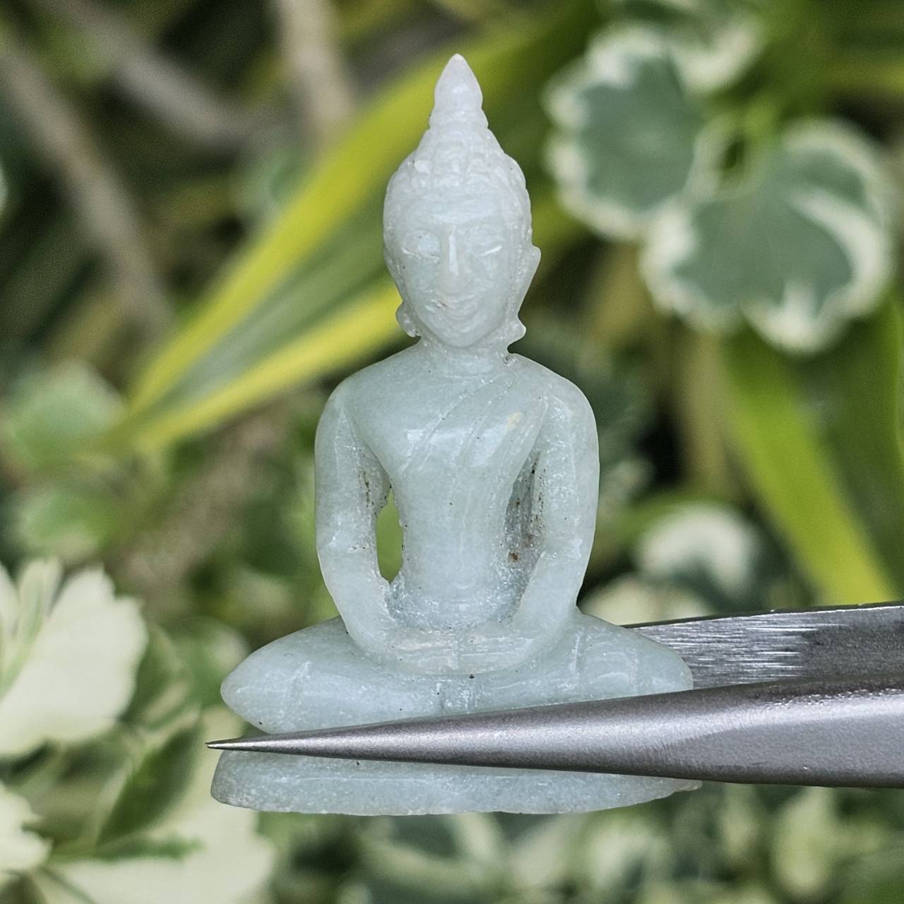 หยก แกะสลัก รูป พระ (Burmese jadeite) 28.45 กะรัต (cts.) หยก พม่า แท้