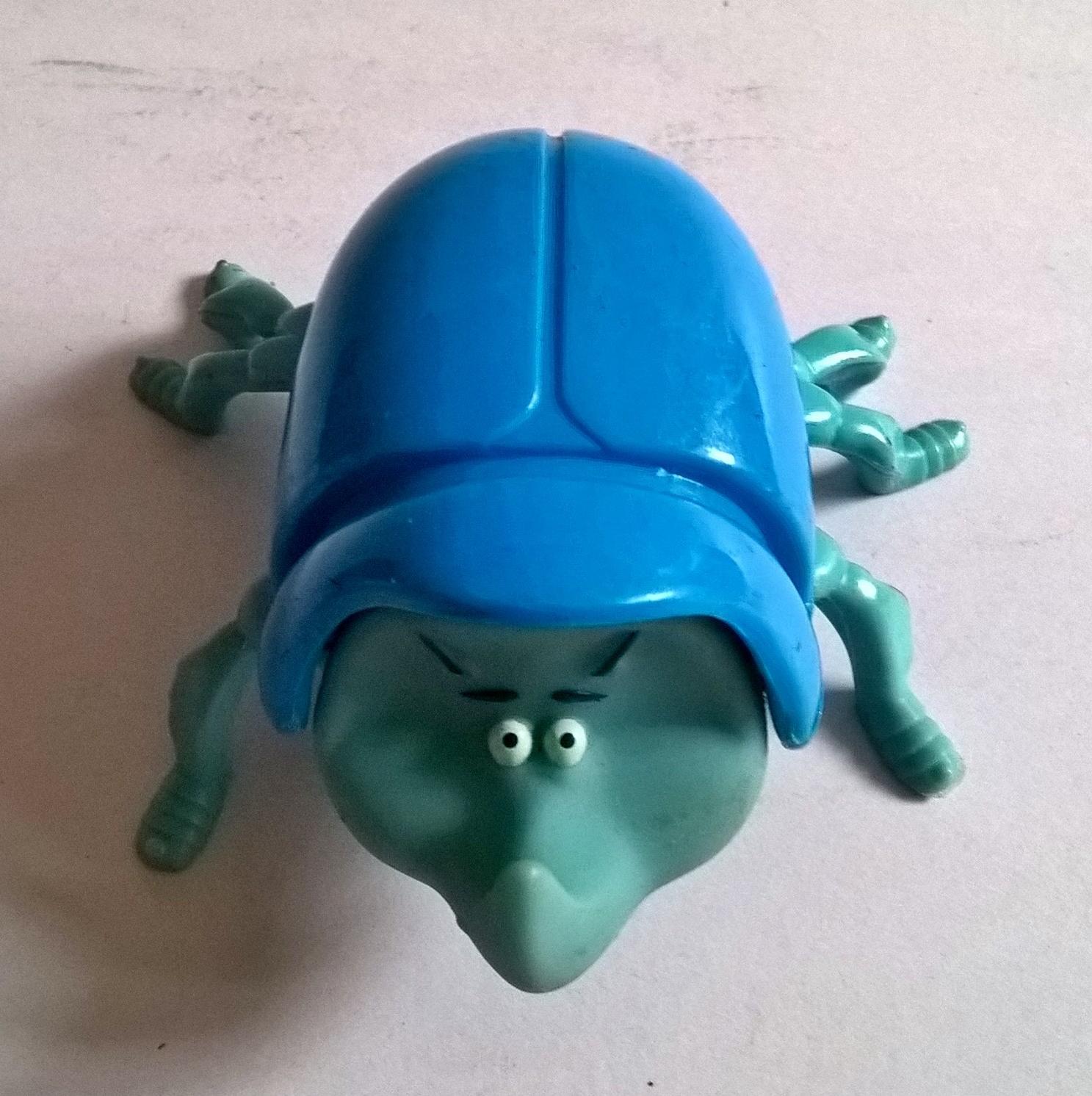 ตัวละครจาก บั๊กไลฟ์ 2 ตัว คือ ด้วง และตั๊กแตน ขายคู่The Blue Beetle (Dim )from "The Bug's Life",Collectible from Mac Donald- ดิม ตัวด้วงสีฟ้า จาก The Bug's Life ของสะสมจาก Mac Donald