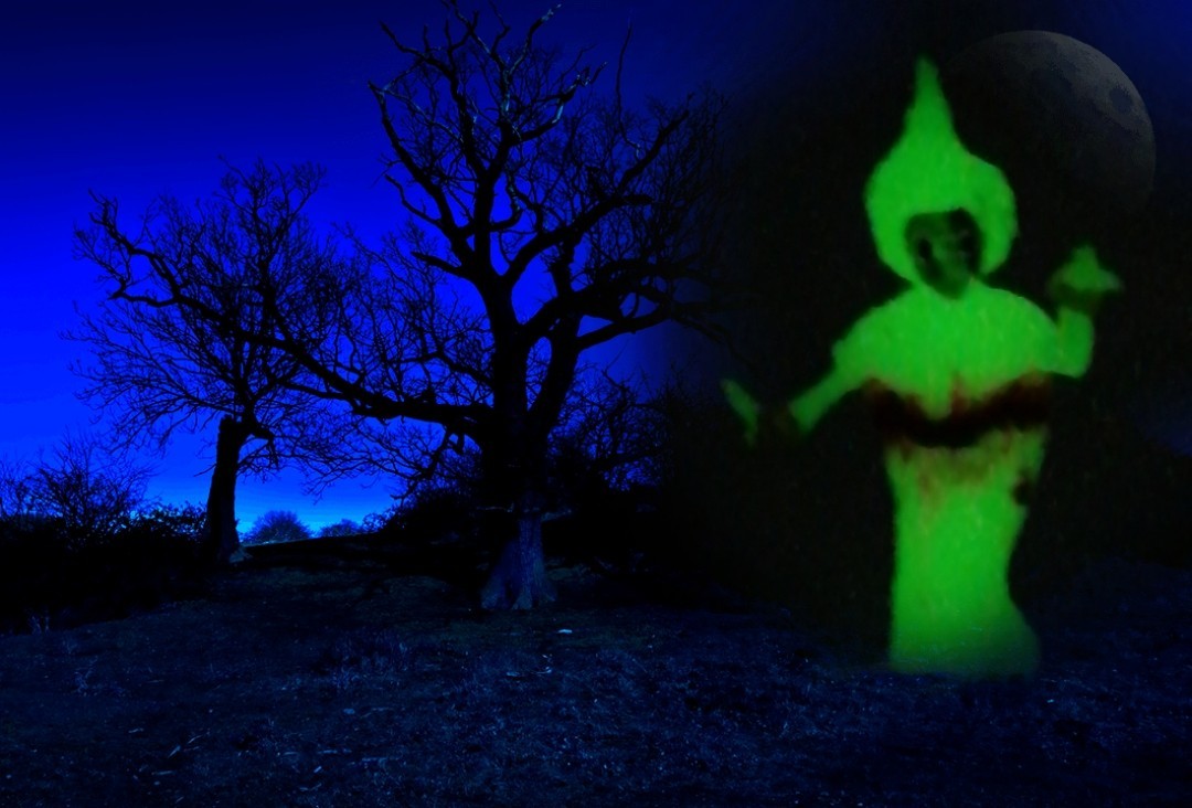 โมเดลแฮนด์เมด ผีนางรำ ในชุดโมเดล ผีไทย ชุดที่ 3 จาก MGC ดีไชน์ โดย มด ไวตามิลค์ แบบครบเซ็ท รุ่น ออริจินอล เซ็ท ทั้งหมดมี 4 แบบ : 1. เรืองแสง,2. ทำสีทั้งตัว3. ใสขาว ทำสี,ใสฟ้า (ซุปเปอร์แรร์) คอนเซ็ปต์ : แรงบันดาลใจ จากละครดัง นางรำหน้าขาวถูกตัดศรีษะ แต่...