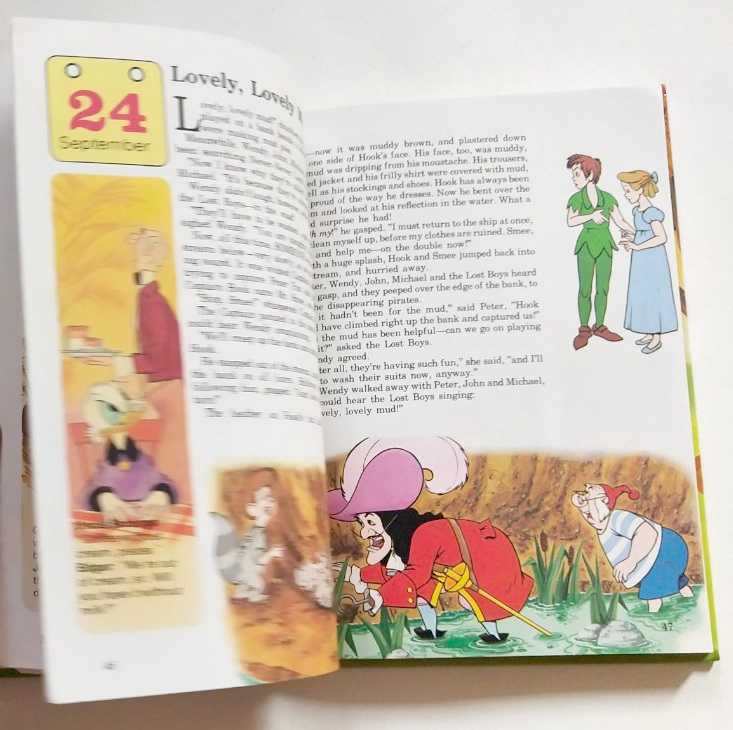 หนังสือภาพการ์ตูนดิสนีย์น่ารัก ปกแข็ง ฉบับภาษาอังกฤษ เล่าเรื่องราวของทุกวันในฤดูใบไม้ร่วง ผ่านตัวการ์ตูนจากดิสนีย์ Story a Day for every day of the year , Autumn