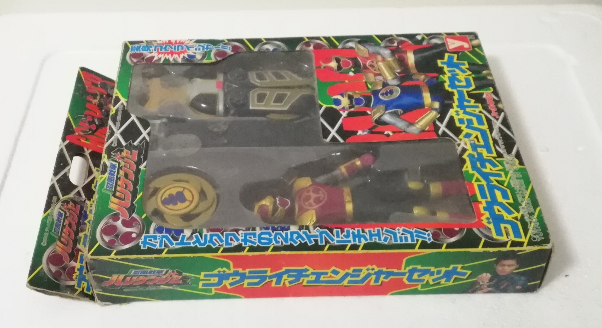 เพคเกจเก่า มีรอยชำรุดตามภาพ,เซต เฮอรริเคนเจอร ์ มินิซอรฟ 1ตัว นาฬิกาแปลงร่าง1อัน , โกไรเจอร์ Gouraiger