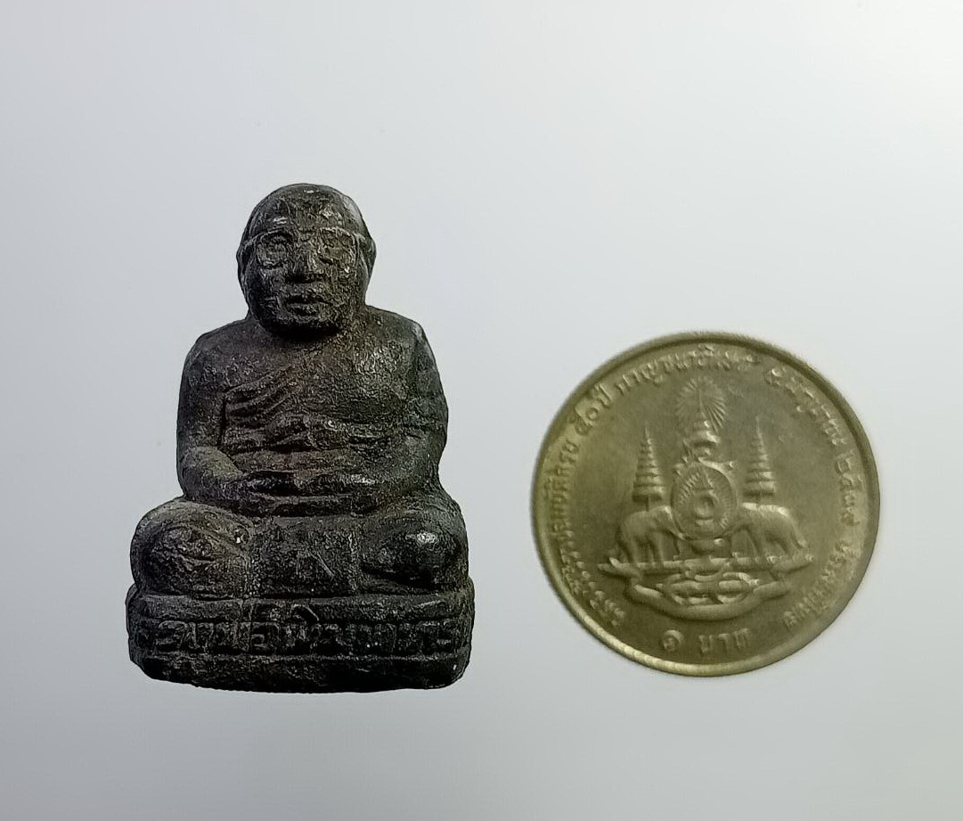 ผ2827 พระผงรูปเหมือน หลวงพ่อพิมพ์ทรัพย์ วัดสุวรรณบำรุงราชวราราม ลำลูกกา จ.ปทุมธานี