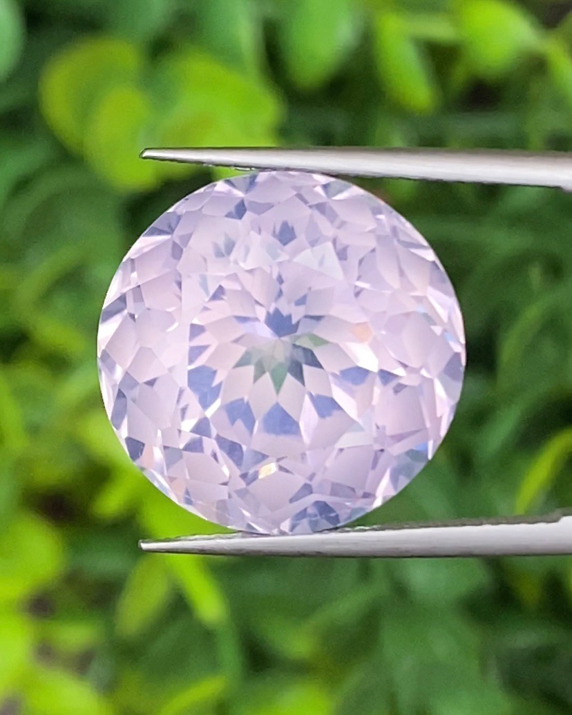 พลอย ลาเวนเดอร์ ควอตซ์ Lavender Quartz 18.86 กะรัต (Cts.) พลอยแท้ อัญมณีมงคลประจําวันเกิด เครื่องประดับพลอย