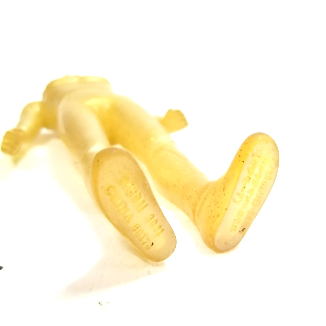 ซอฟ 6.5 นิ้ว ขนาดตามรูป อุลตร้าแมนคอสมอส ตัวพิเศษ ใสใส่กากเพชร สภาพดี **มีรอยบ้าง ตามภาพ งานเก่าปี2001