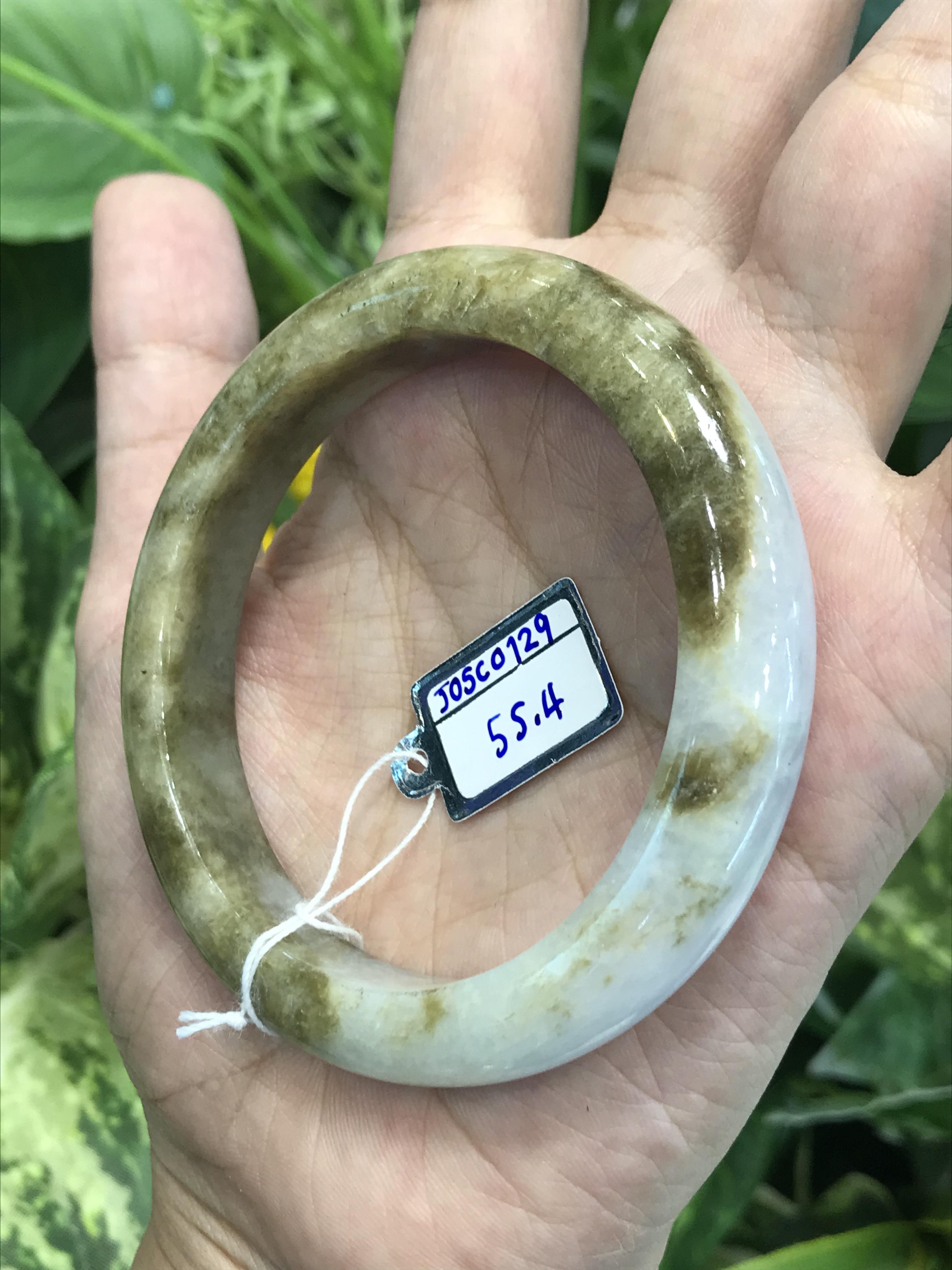 J05C00129 หยก พม่า แท้ Jade กำไลหยก 55.4 มม (Jade bracelet) พม่า (Myanmar)