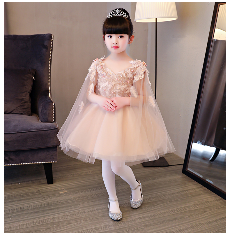 Pre-order ชุดราตรีเด็ก แขนกุด แต่งขนนกช่วงบน กระโปรงตาข่าย เชือกผูกหลัง น่ารักมาก