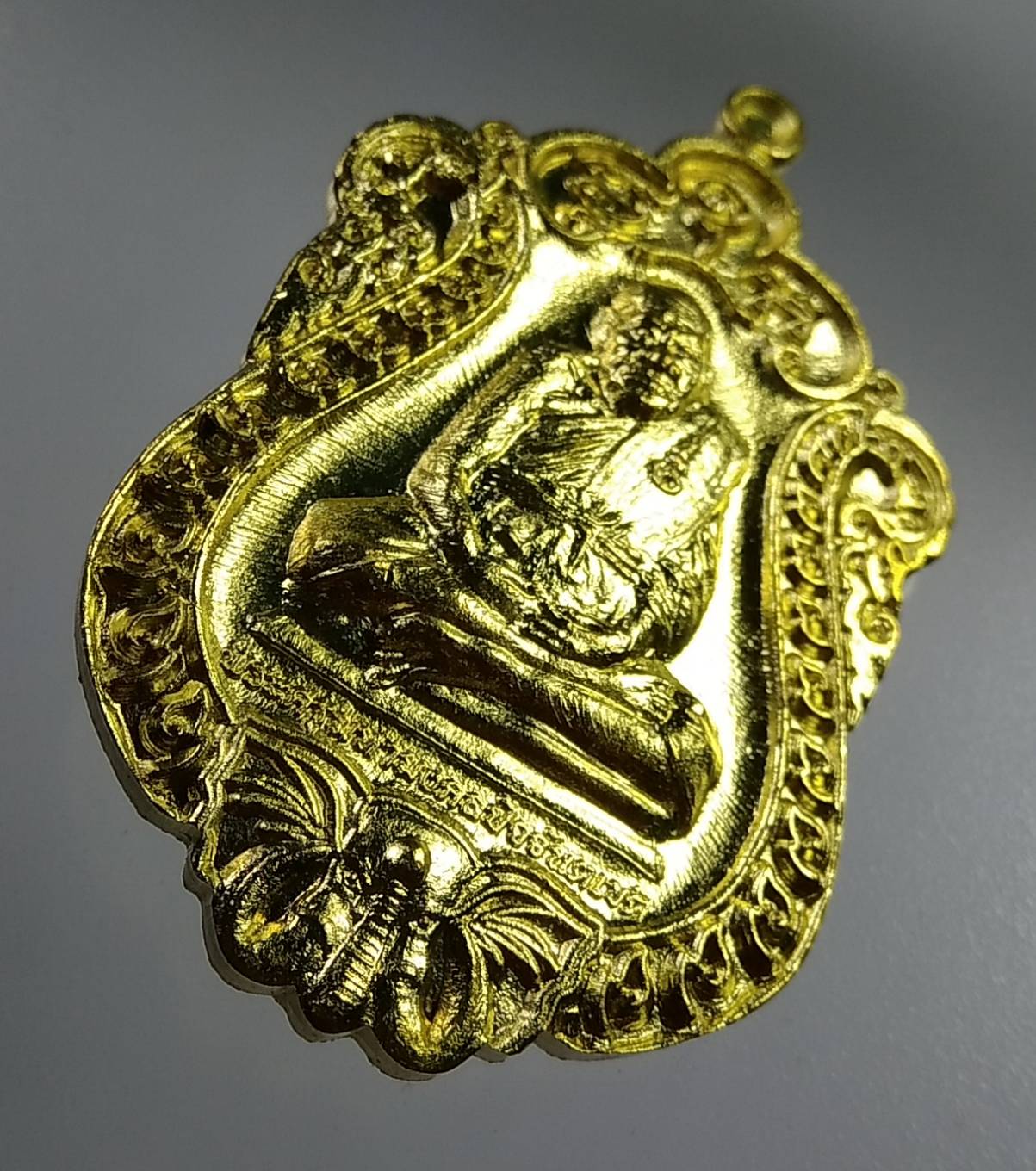 A1947 เหรียญเสมาพญาคชสาร หลวงปู่มี วัดโพนทอง จ.สุรินทร์ ปี2560