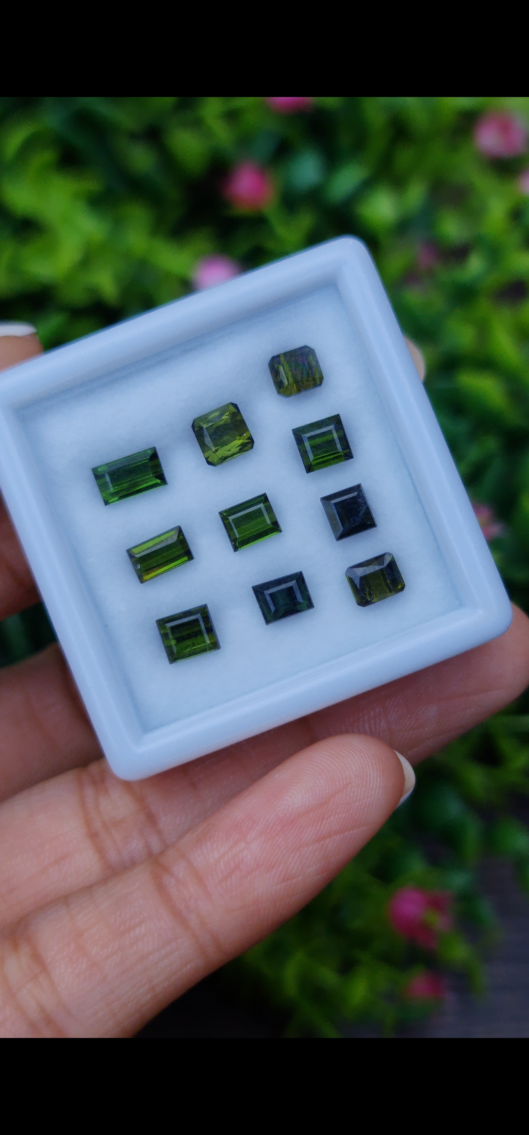 พลอย กรีน ทัวร์มารีน (Green Tourmaline) 6.22 กะรัต (Cts.) 10 เม็ด (Pcs.) อัญมณีมงคลประจําวันเกิด เครื่องประดับพลอย