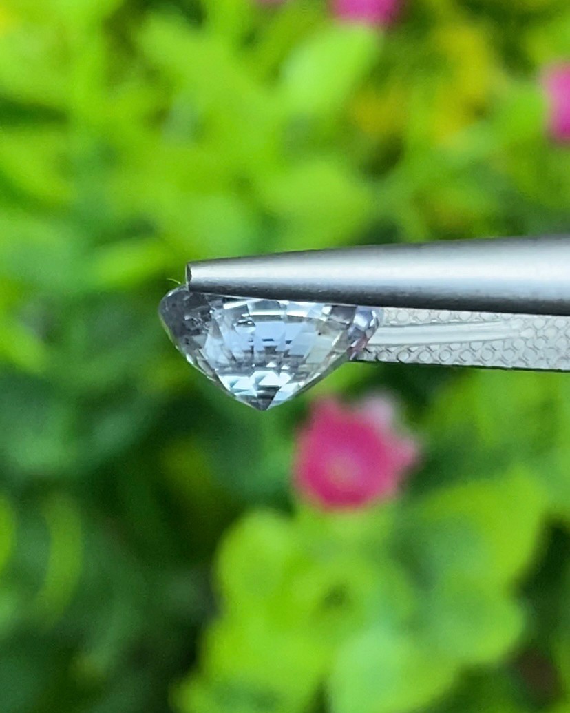 พลอย คัลเลอร์เชนจ์ แซฟไฟร์ Color Change Sapphire 2.77 กะรัต (Cts.) ดิบ พร้อมใบเซอร์ พลอยแท้ อัญมณีมงคลประจําวันเกิด เครื่องประดับพลอย