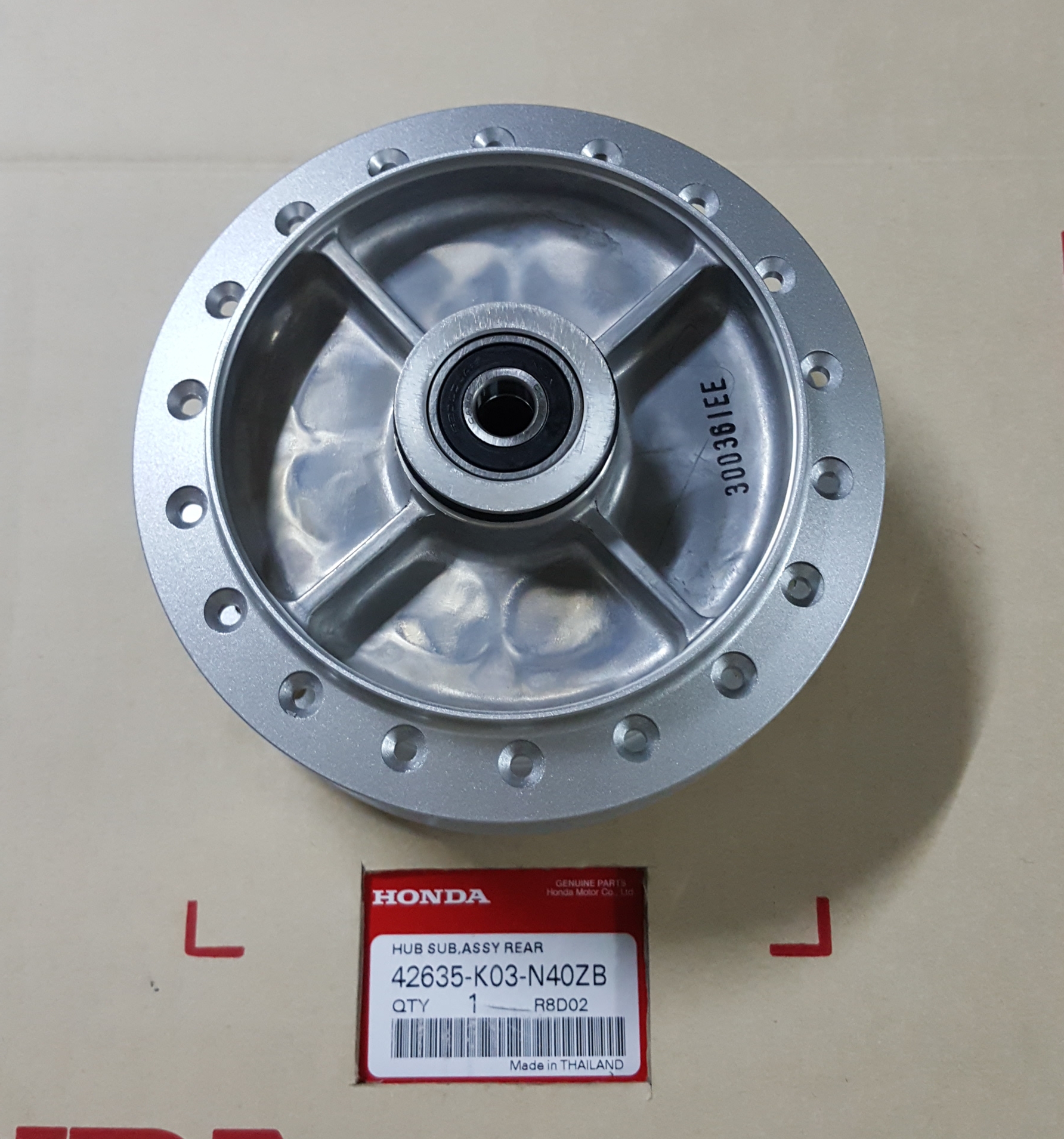 ชุดดุมล้อหลัง เวฟ125ไอ(ปี2012-22)ปลาวาฬ-LED