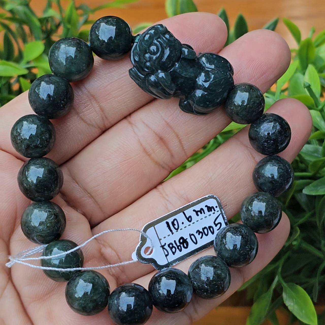 JB6803005 หยก พม่า แท้ Jade กำไล ปี่เซียะ ประคำหยก 10.6 มม. (Jadeite Beads Bracelet) พม่า (Myanmar)