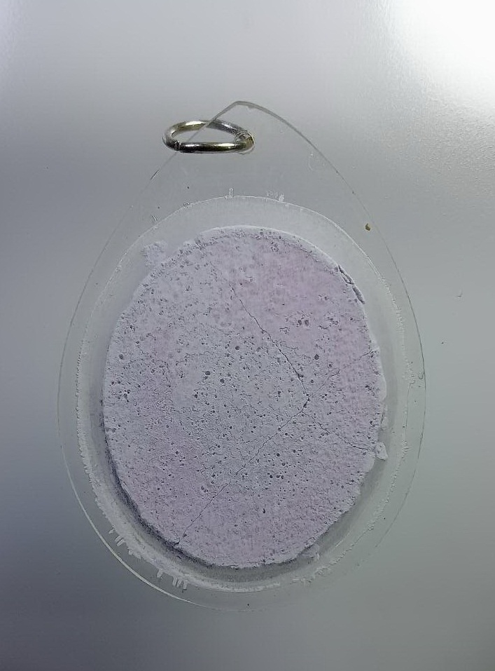 ผ2822 พระผงจักรพรรดิ หลวงตาม้า หลวงปู่ดู่ หลวงปู่ทวด วัดพุทธพรหมปัญโญ จ.เชียงใหม่