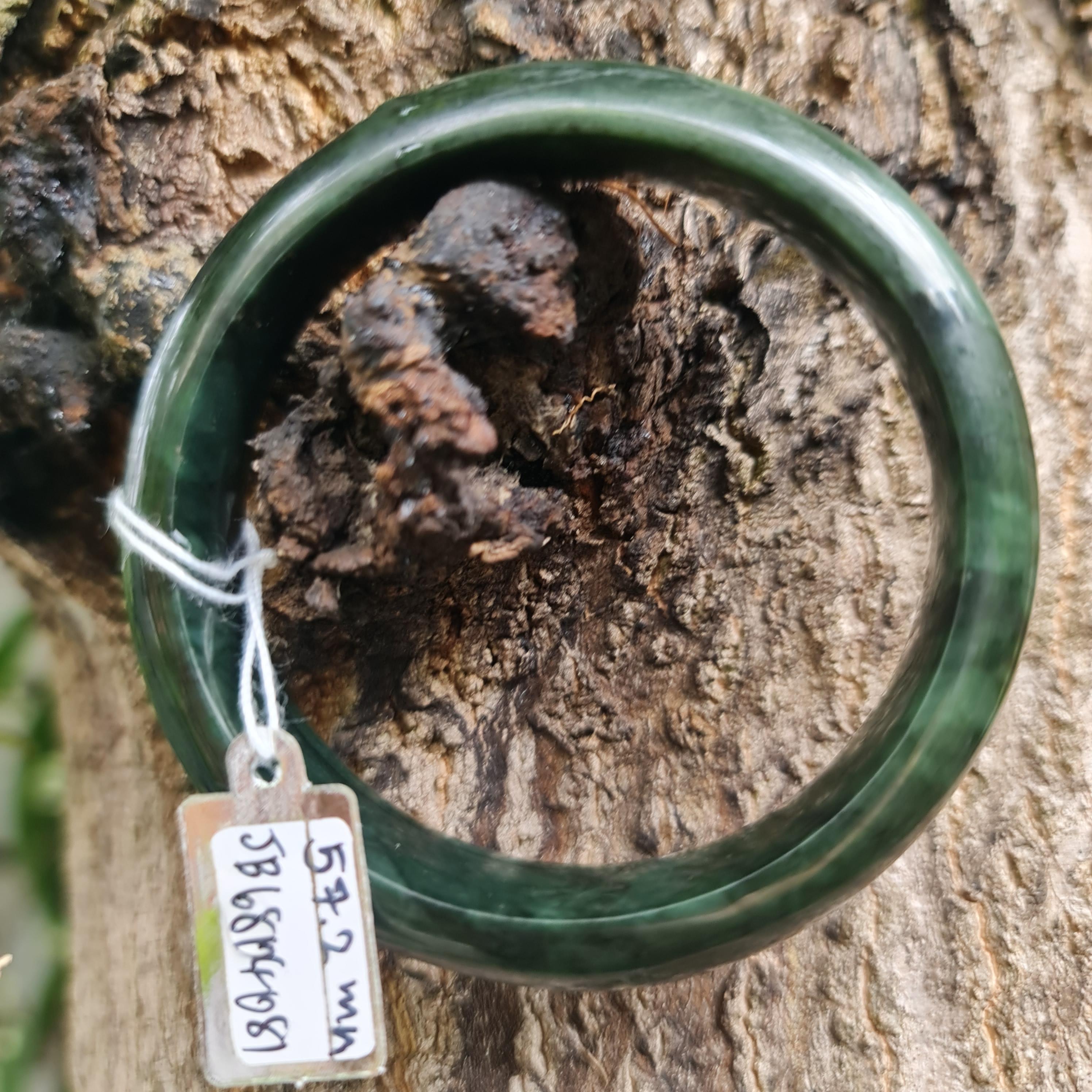 JB6804081 หยก พม่า แท้ Jade กำไลหยก 57.2 มม. (Jadeite bracelet) พม่า (Myanmar)