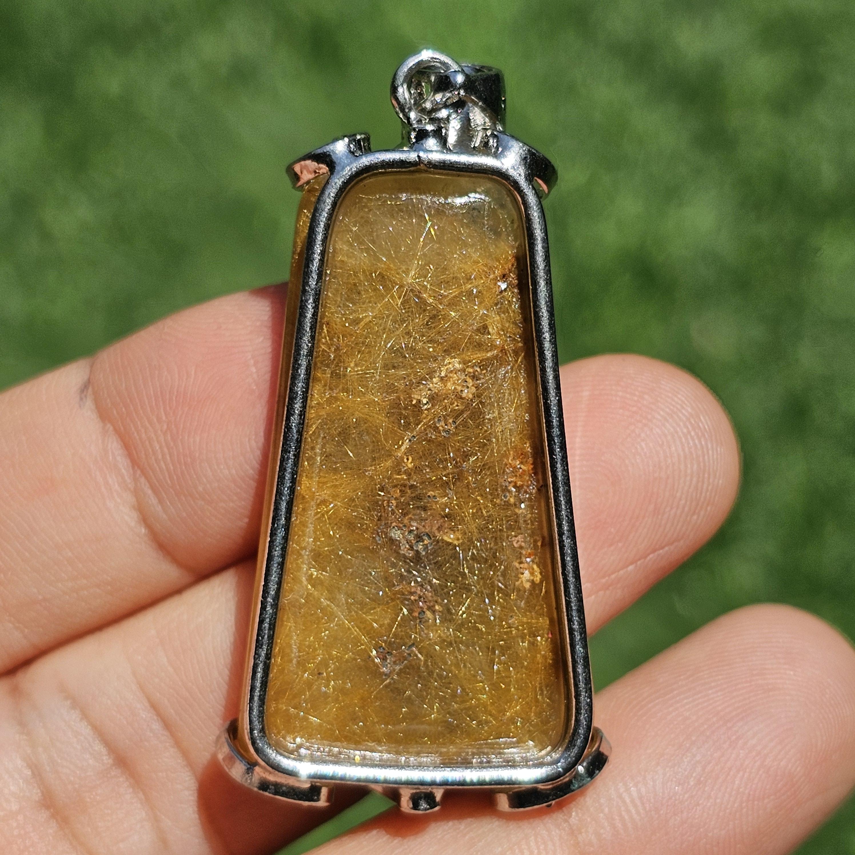 จี้ไหมทอง (Golden Rutilated Quartz) 68.01 กะรัต Cts. พลอยแท้ อัญมณีมงคลประจําวันเกิด เครื่องประดับพลอย