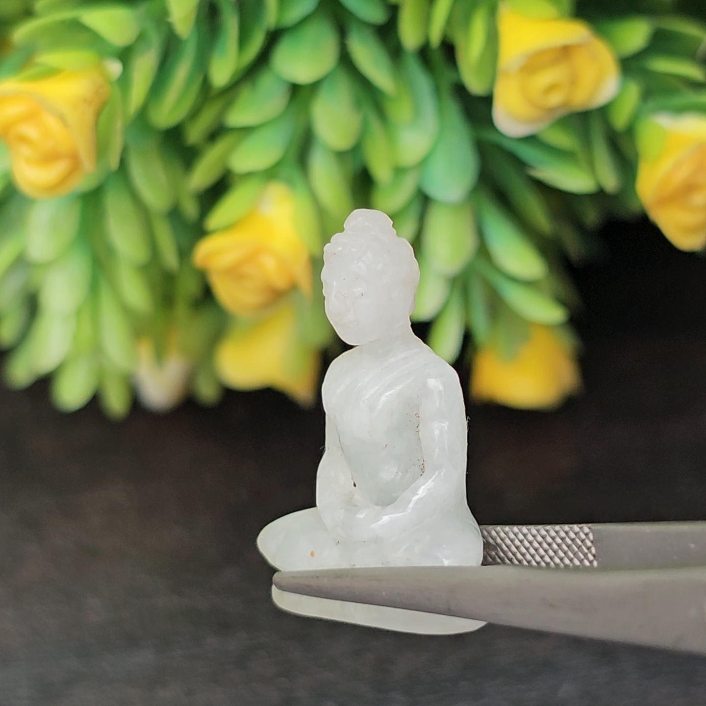 หยก แกะสลัก รูป พระ (Burmese jadeite) 19.30 กะรัต (cts.) หยก พม่า แท้