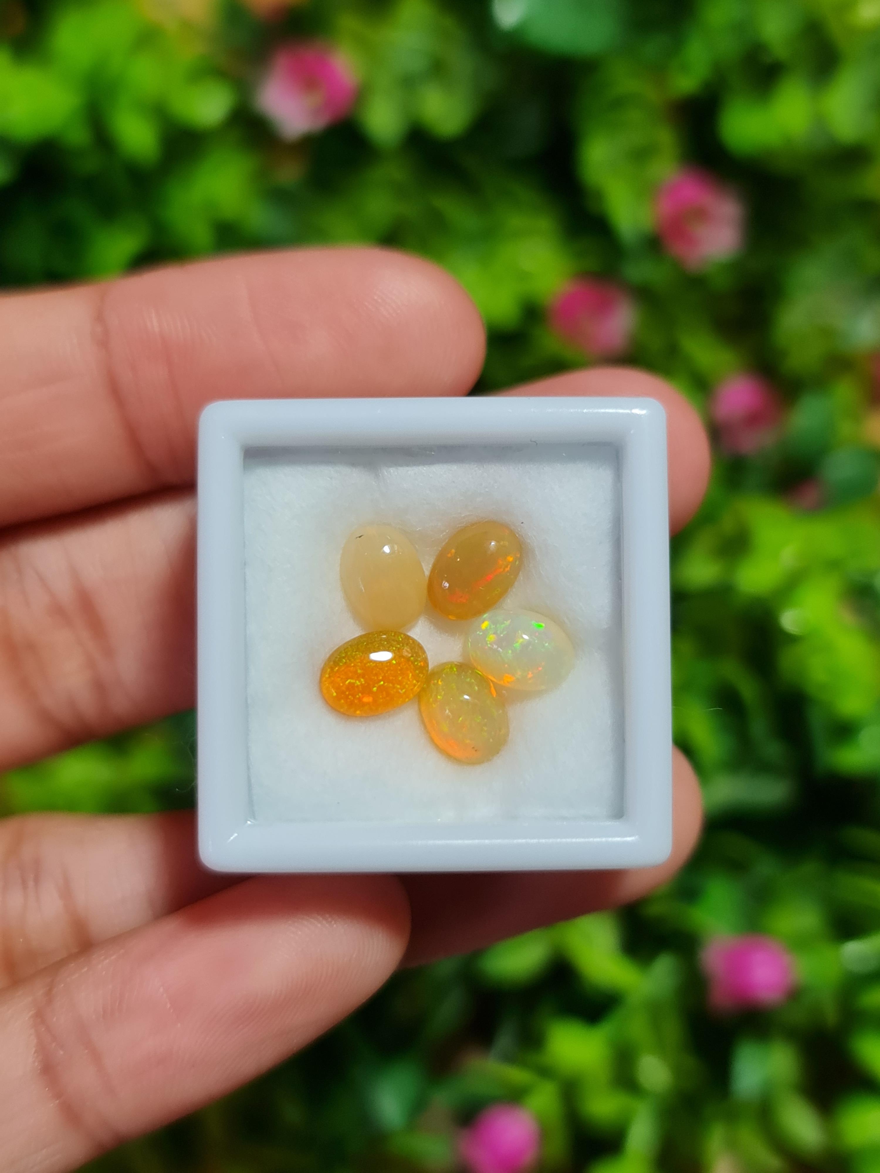 พลอย โอปอล Opal 3.10 กะรัต (Cts.) 5 เม็ด (Pcs.) พลอยแท้ อัญมณีมงคลประจําวันเกิด เครื่องประดับพลอย