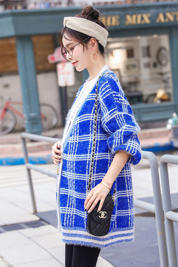 Premium Cardigan เสื้อคลุมไหมพรมขนนุ่ม คอวี ถักลายตาราง (12276B)