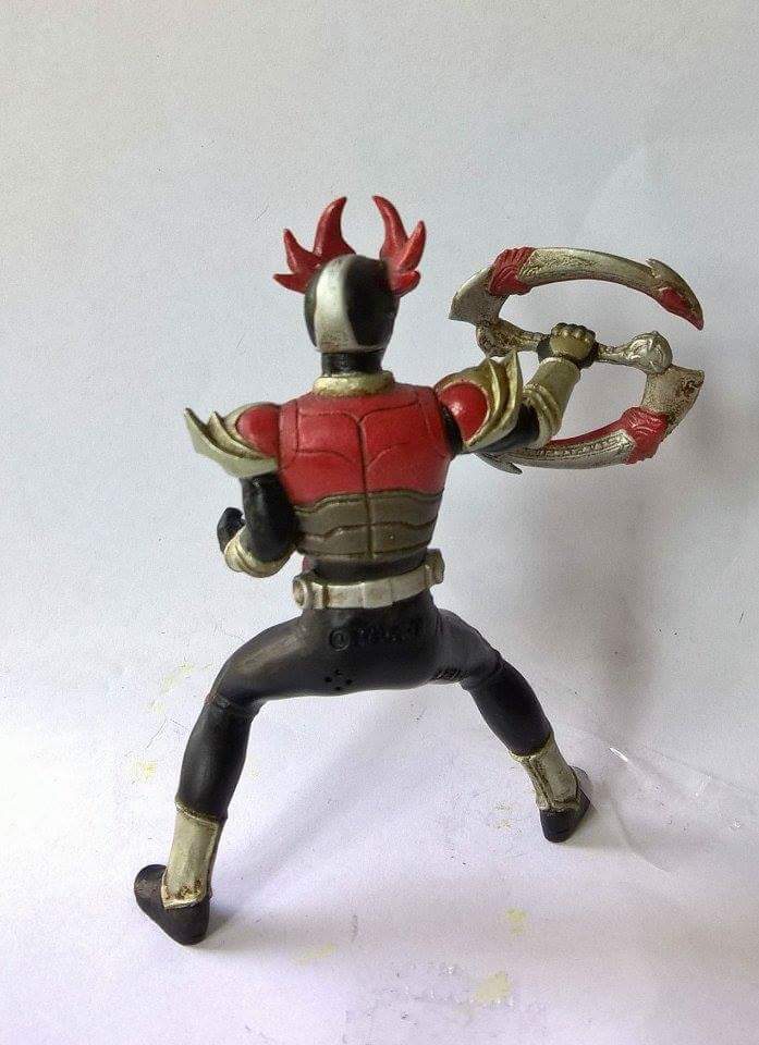 กาชาปอง มาสค์ไรเดอร์ อากิโตะ เบิร์นนิ่ง ฟอร์ม