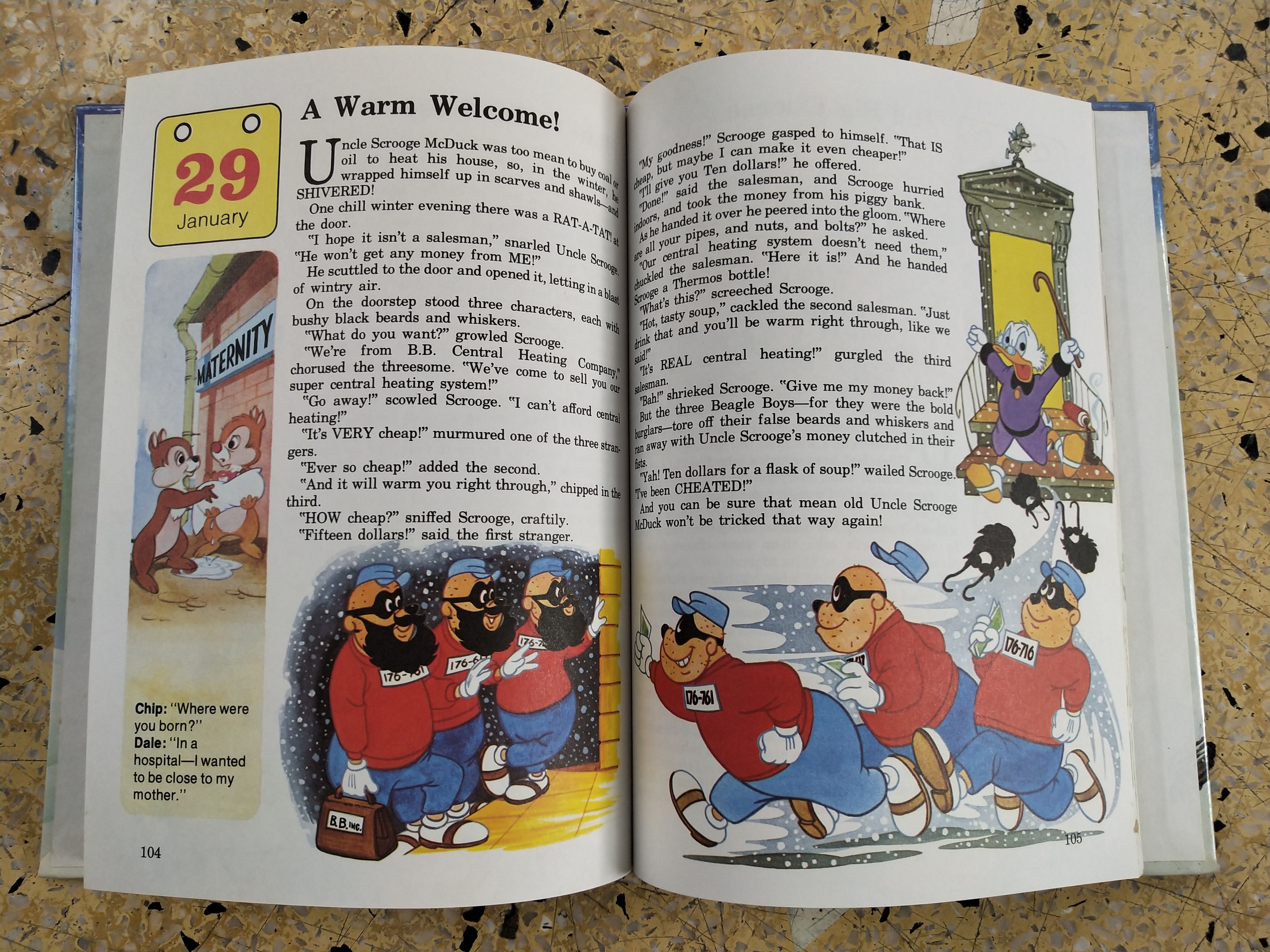 หนังสือภาพการ์ตูนดิสนีย์น่ารัก **หนังสิอเก่า มีตำหนิ โปรดตรวจสอบทุกภาพ ปกแข็ง ฉบับภาษาอังกฤษ เล่าเรื่องราวของทุกวันในฤดูหนาว ผ่านตัวการ์ตูนจากดิสนีย์ Story a Day for every day of the year ,Winter