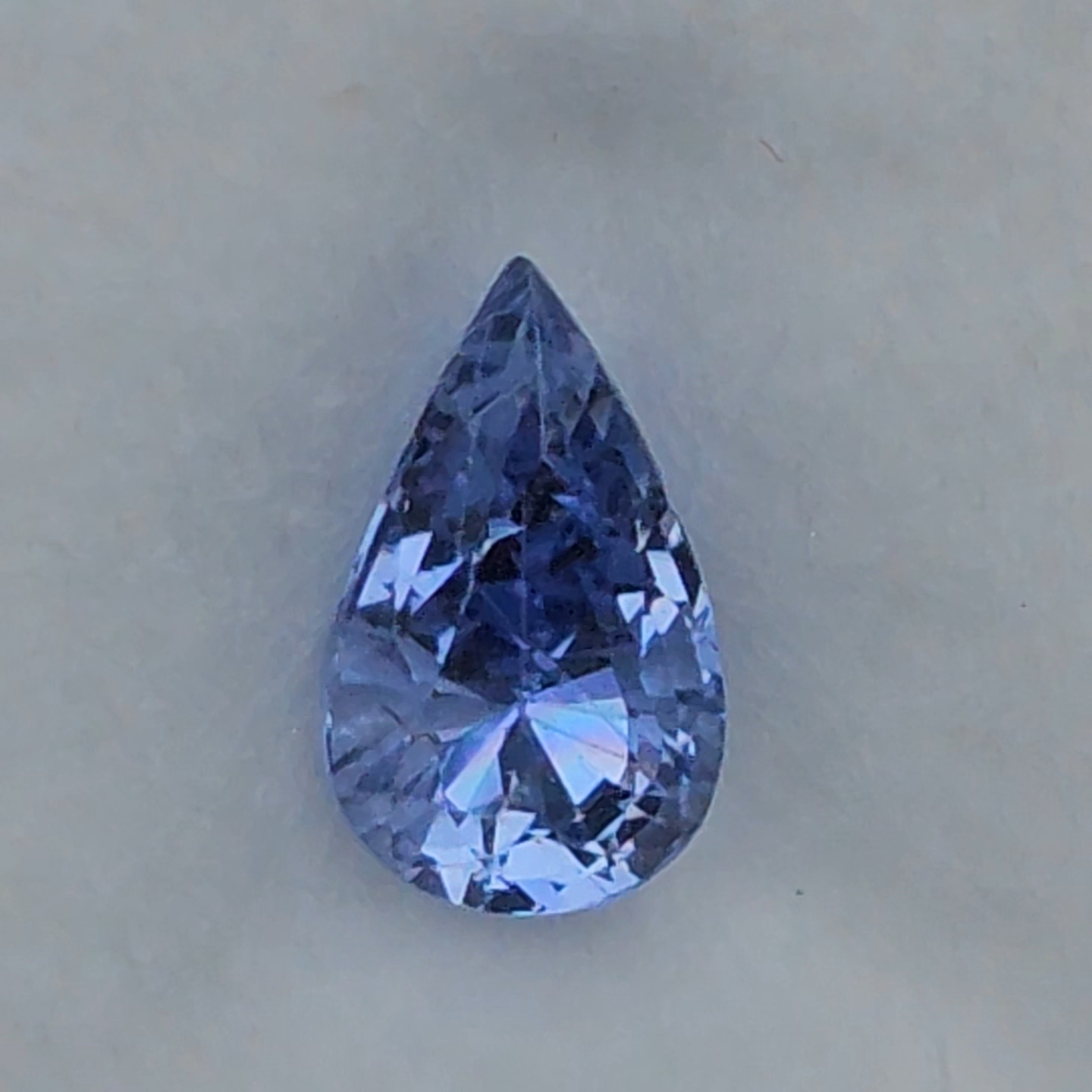 พลอย ไพลิน (Blue Sapphire) 1.55 กะรัต (Cts.) ดิบ (Unheated) พร้อมใบเซอร์ พลอยแท้ อัญมณีมงคลประจําวันเกิด เครื่องประดับพลอย