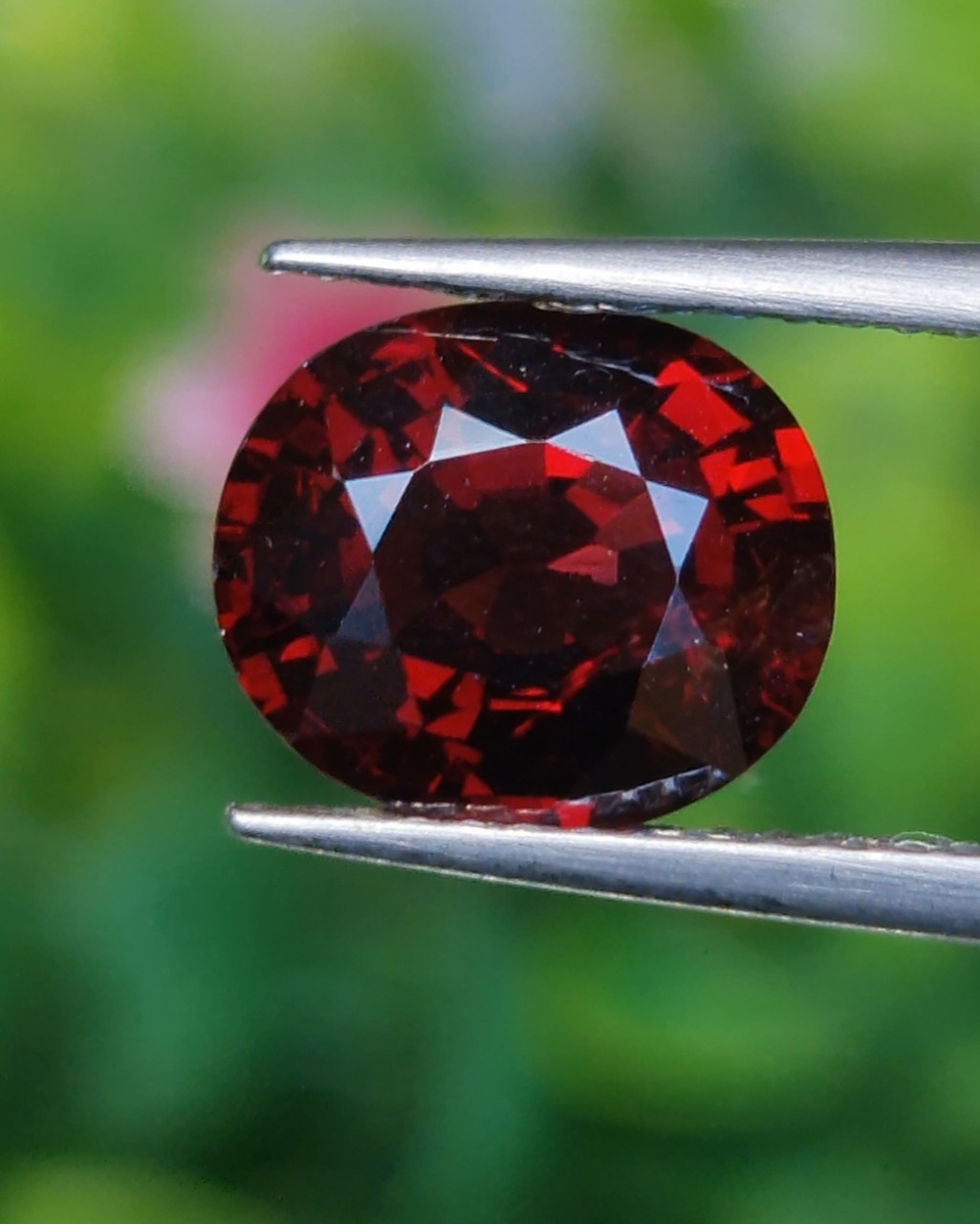 พลอย สปิเนล (Spinel) 2.46 กะรัต (Cts.) ดิบ (Unheated) พร้อมใบเซอร์ (With Certificate) พลอยแท้ อัญมณีมงคลประจําวันเกิด เครื่องประดับพลอย