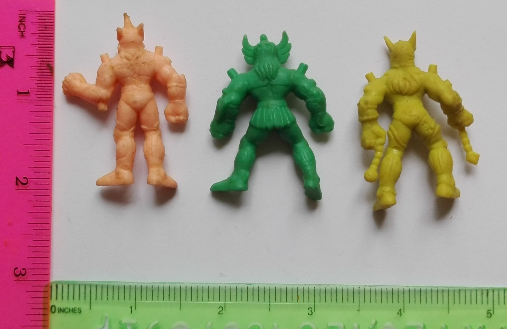 ตุ๊กตุ่น แอ๊นท์ 2" Ants ตุ๊กตุ่นยาง 3 ตัว ชุด เซ้นต์ เซย่า St Seiya, เปกาซัส เซย่าสีชมพู,ซิกนัส เฮียวกะ สีเขียว,แอนโดรเมด้า ชุน สีเหลือง