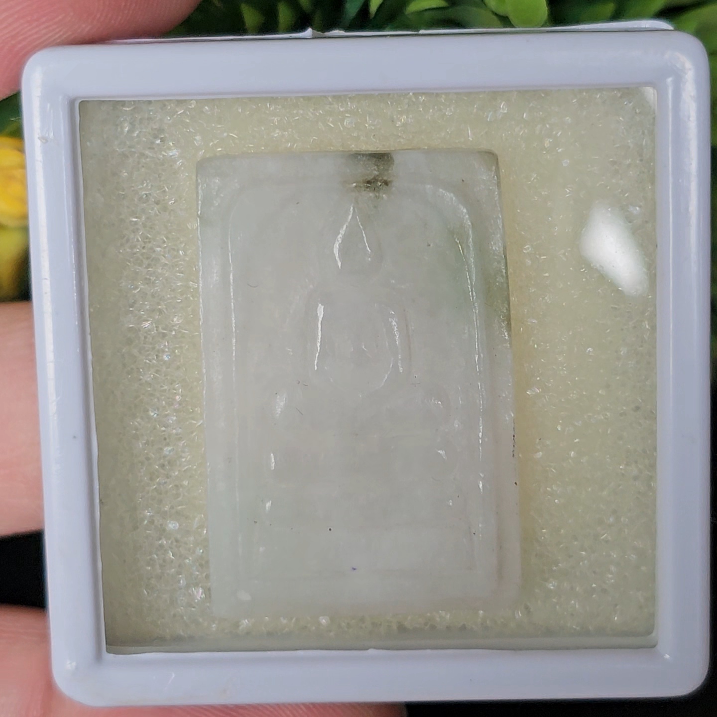 หยก แกะสลัก รูป พระ (Burmese jadeite) 55.93 กะรัต (cts.) หยก พม่า แท้