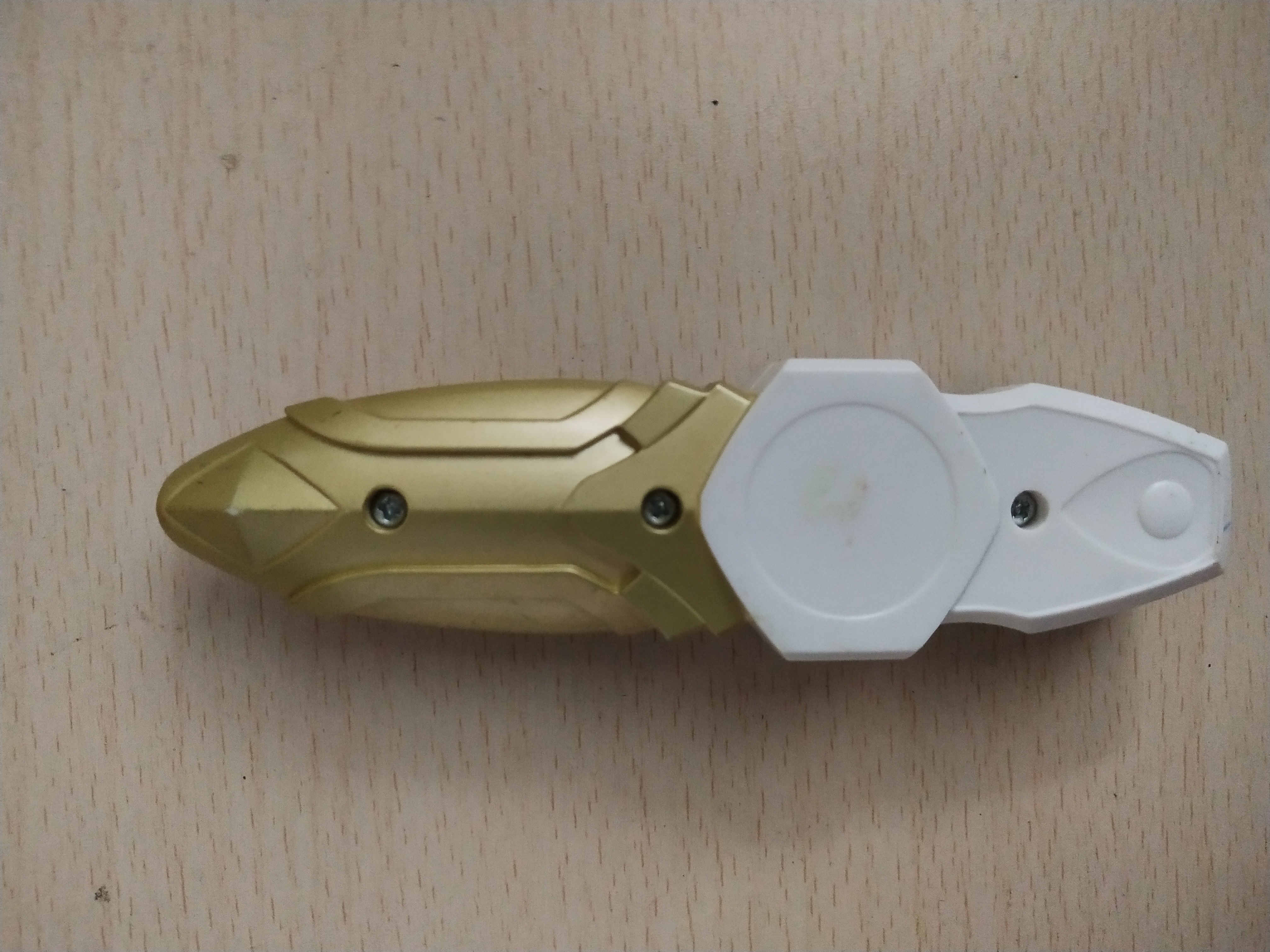 มีหลายภาพ ของมีตามภาพ **ไม่มีระบบไฟ อุปกรณ์แปลงร่าง ของอุลตร้าแมนฮิคาริ จากซีรีย์อุลตร้าแมน เมบิอุส *** มี ไม่มีวงจรไฟฟ้า แสง/เสียง