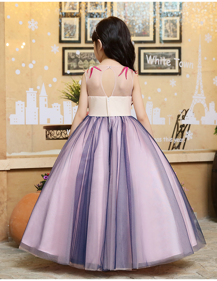 Pre-order ชุดราตรีเด็ก ชุดออกงาน ชุดกระโปรง สไตล์เจ้าหญิง แขนกุด แต่งดอกไม้ช่วงอก กระโปรงฟูฟ่อง มีซิปหลัง สำเนา