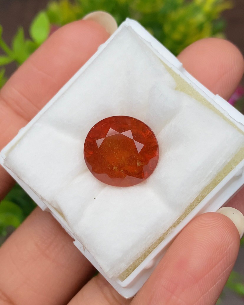 พลอย ออเรนจ์ แซฟไฟร์ สีส้ม Orange Sapphire 14.75กะรัต (Cts.) พลอยแท้ อัญมณีมงคลประจําวันเกิด เครื่องประดับพลอย