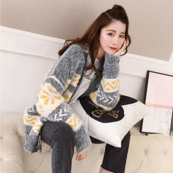 คาร์ดิแกนกันหนาวรุ่นหนา เสื้อคลุมไหมพรมขนนุ่มถักลายวินเทจ (12275B)