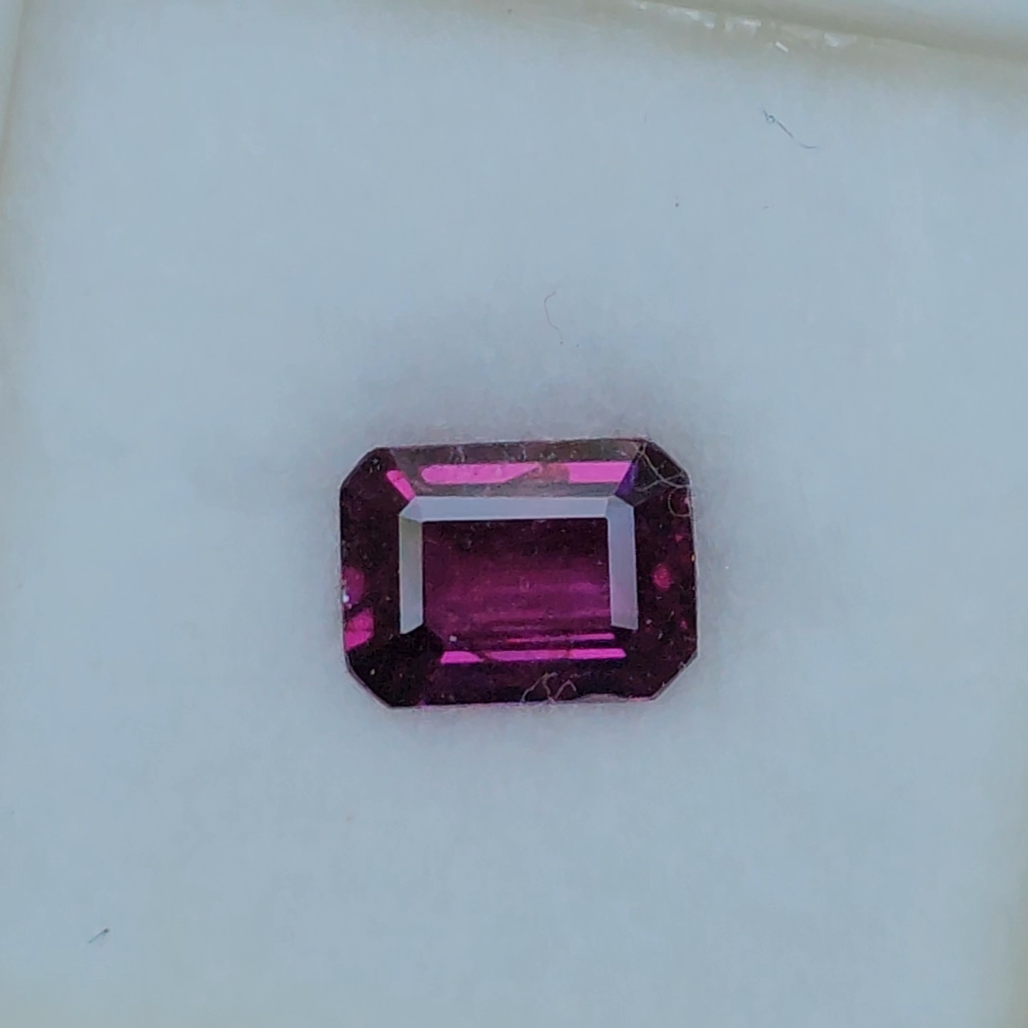 พลอย อุมบาไลต์ การ์เน็ต Umbalite Garnet 1.26 กะรัต (Cts.) ดิบ Unheated ลอยแท้ อัญมณีมงคลประจําวันเกิด เครื่องประดับพลอย