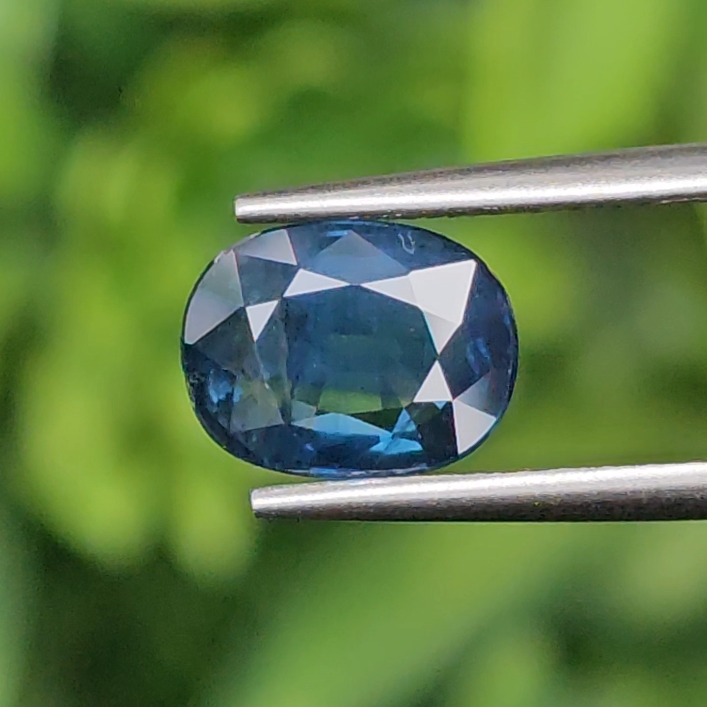 พลอย ไพลิน Blue Sapphire 2.64 กะรัต (Cts.) พลอยแท้ อัญมณีมงคลประจําวันเกิด เครื่องประดับพลอย