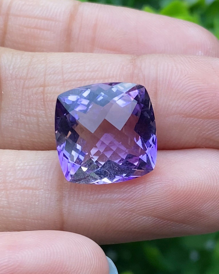 พลอย อเมทิส Amethyst 9.75 กะรัต (Cts.) พลอยแท้ อัญมณีมงคลประจําวันเกิด เครื่องประดับพลอย